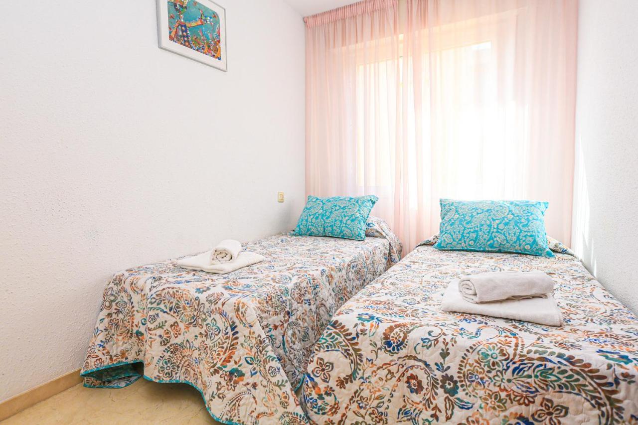Austral - Only Families Apartment Lloret de Mar Exterior photo
